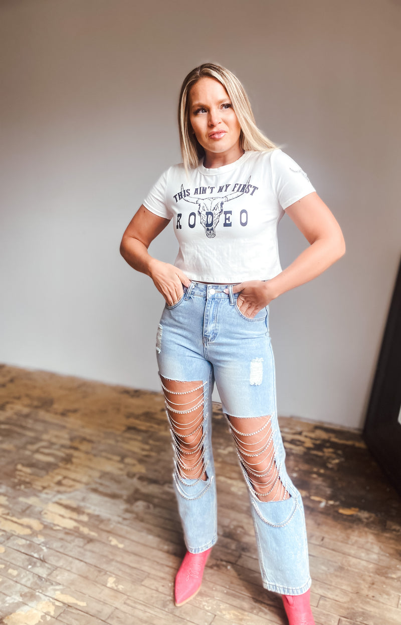 Giving these rhinestone jeans their moment✨🤩 #rodeo