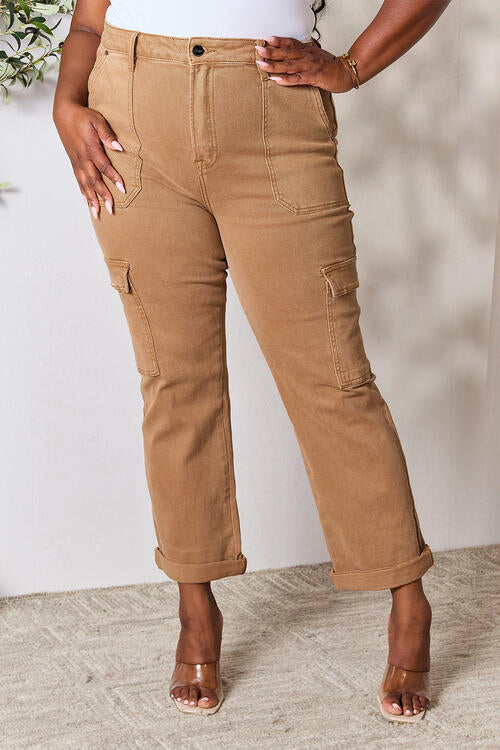 Risen High Waist Straight Jeans with Pockets